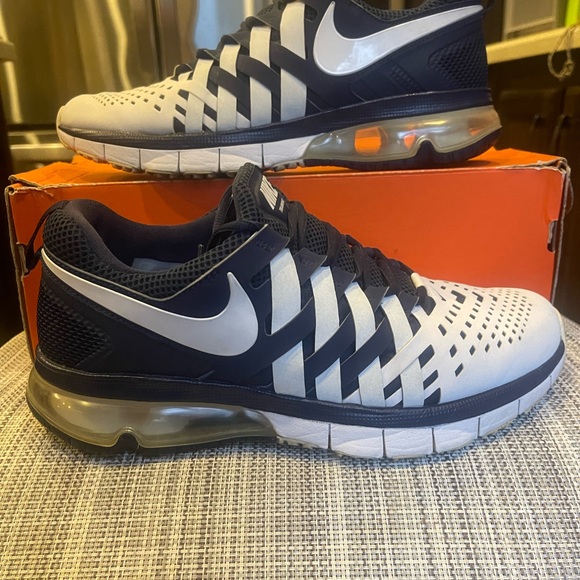 Men’s sz. 9 Nike Fingertrap Maxx - Picture 2 of 8